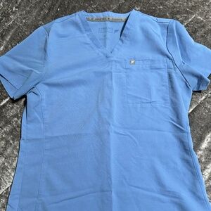 Fabletics One Pocket Scrub Top